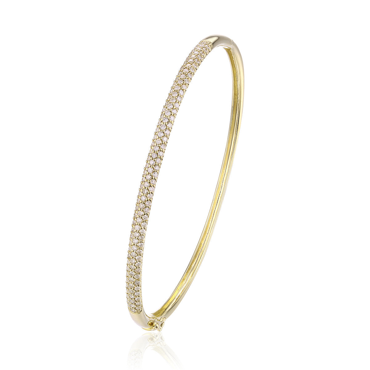 Parallel rows of pave stones closely set create a timeless and hinged clasp, perfect for everyday.