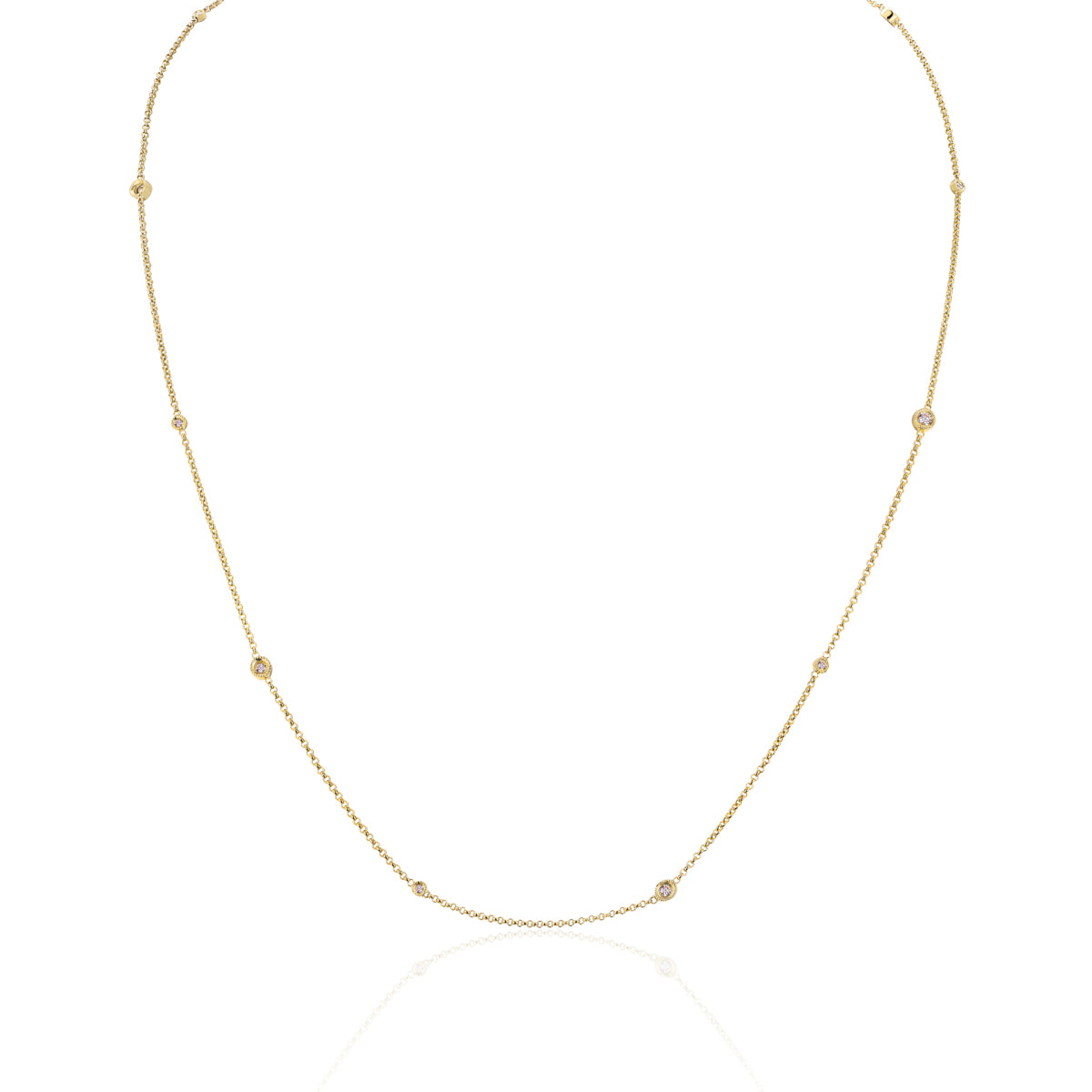 Bezel Diamond Chain Necklace, meticulously crafted a timeless piece that radiates elegance.