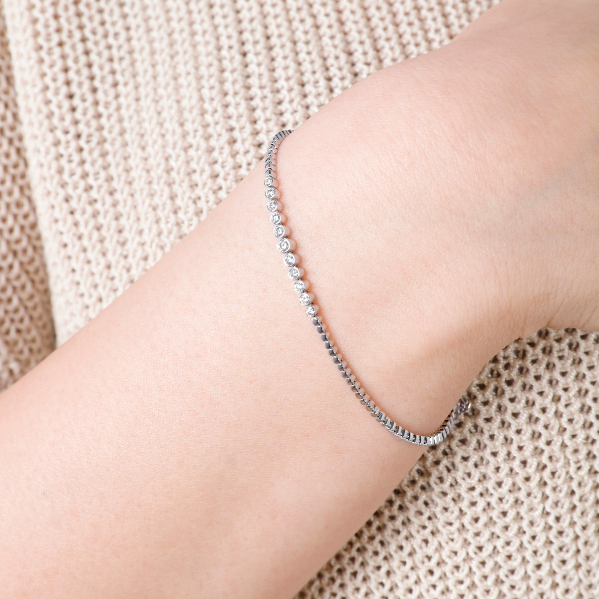 Blend of classic elegance and contemporary. Featuring delicate beaded accents with diamonds.