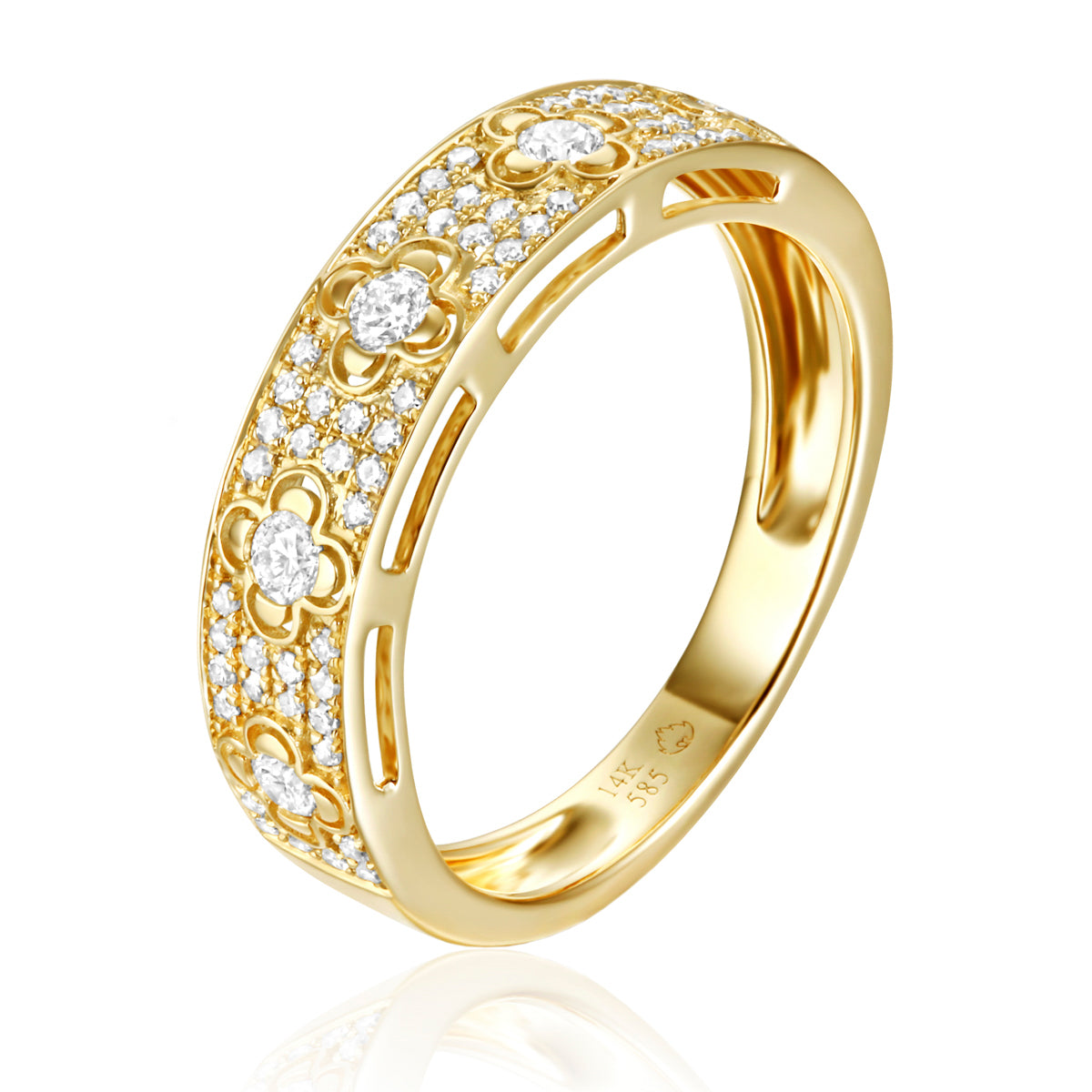 Clover Pave Ring features a delicate four-leaf clover dome design adorned with a paves diamonds