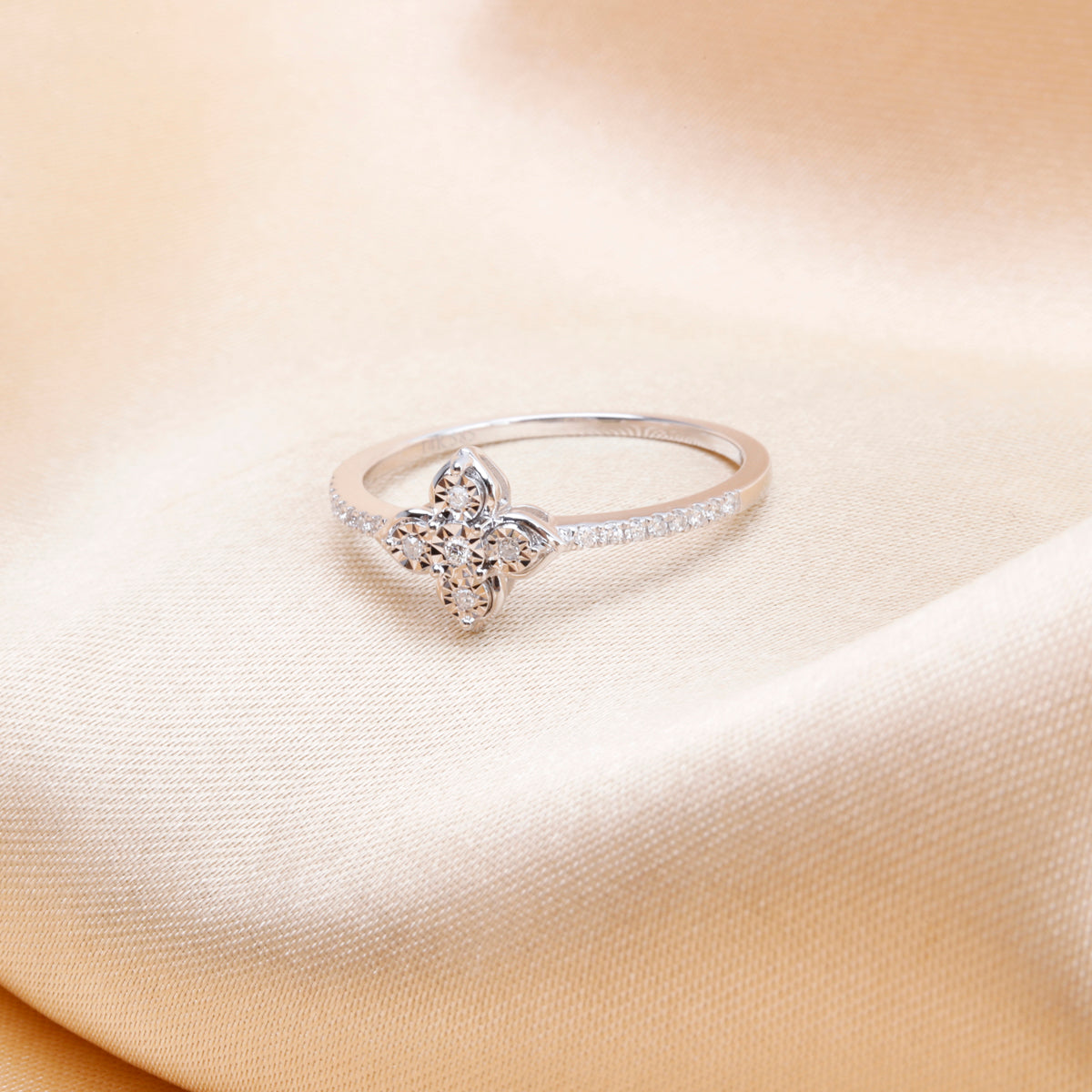 Lucky Clover Ring