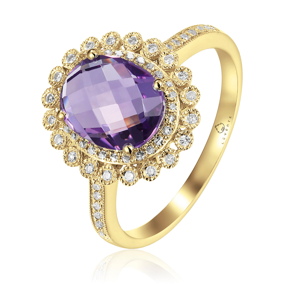 Intricately carved floral patterns and gemstones in the center adds to the ring's luxurious aura. 