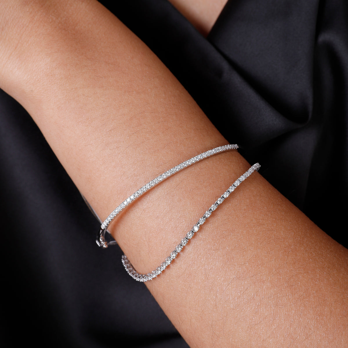 Delicate One Tier Bangle