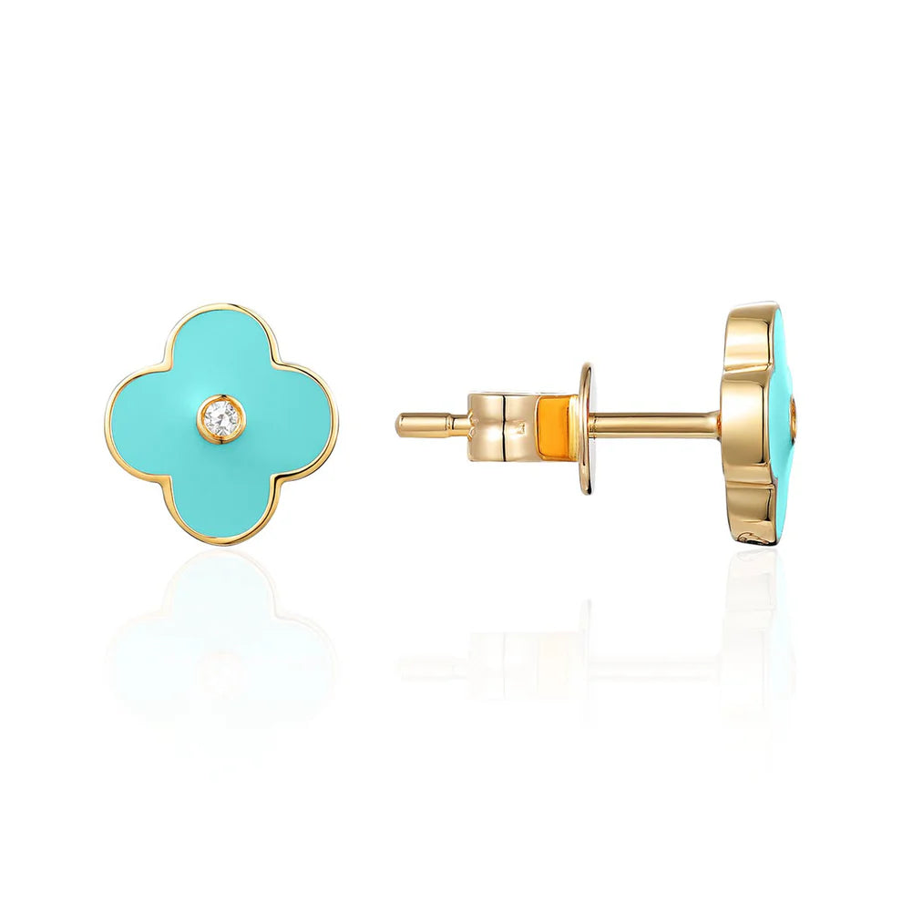 Enamel studs with a clover design. Diamond in its center for a stylish shine. 