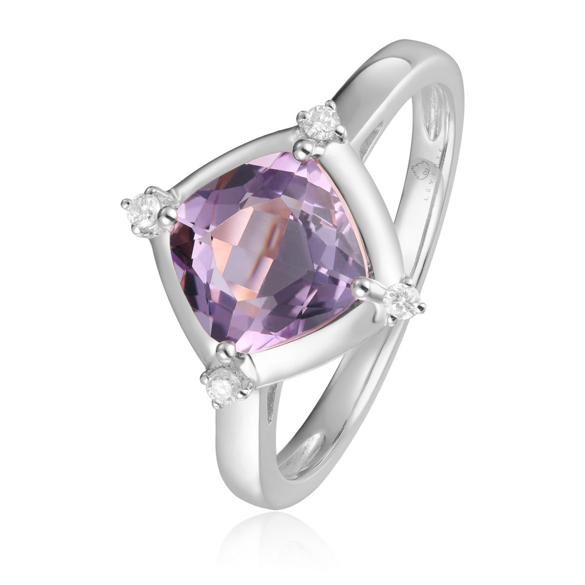 Stunning ring with a gemstone at an angle with diamonds at each corner to accentuate its color. 