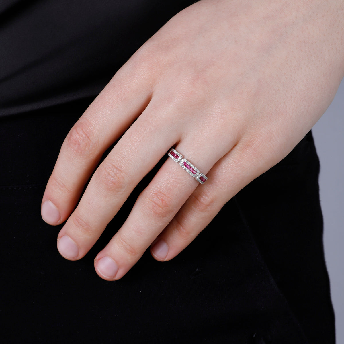 Discover our Art Deco Band Rings. Handcrafted jewelry featuring stunning diamonds and precious gems