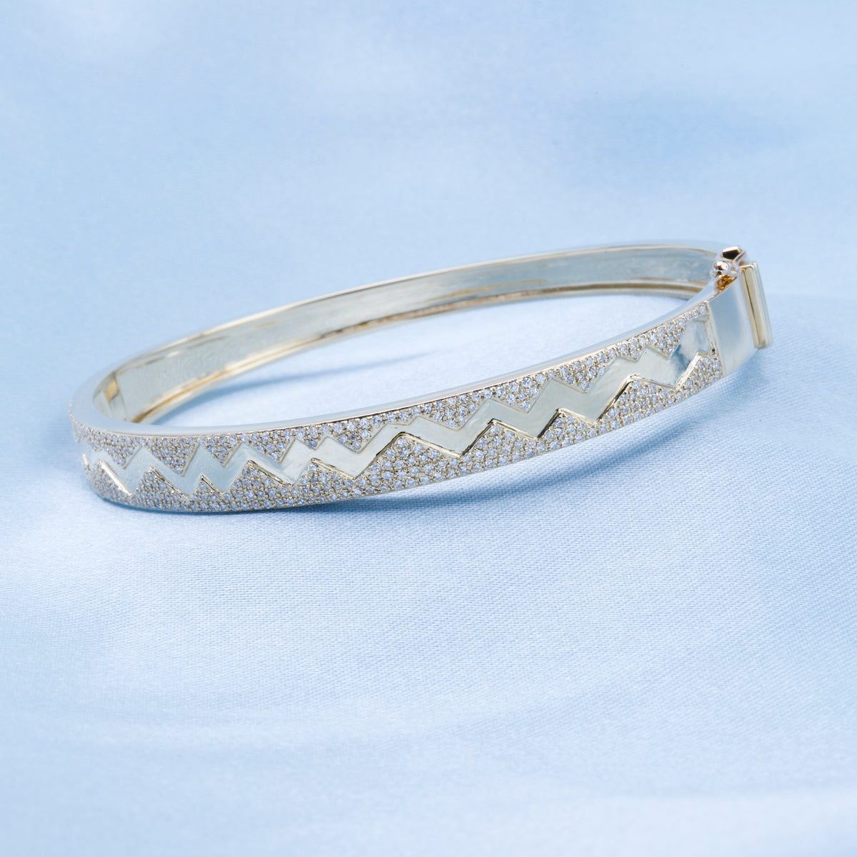 Thunderbolt Bold Bangle