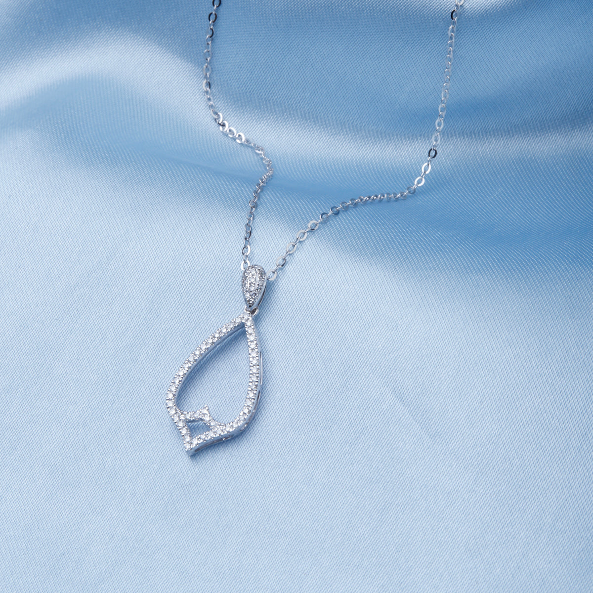 Lusso Diamond Necklace