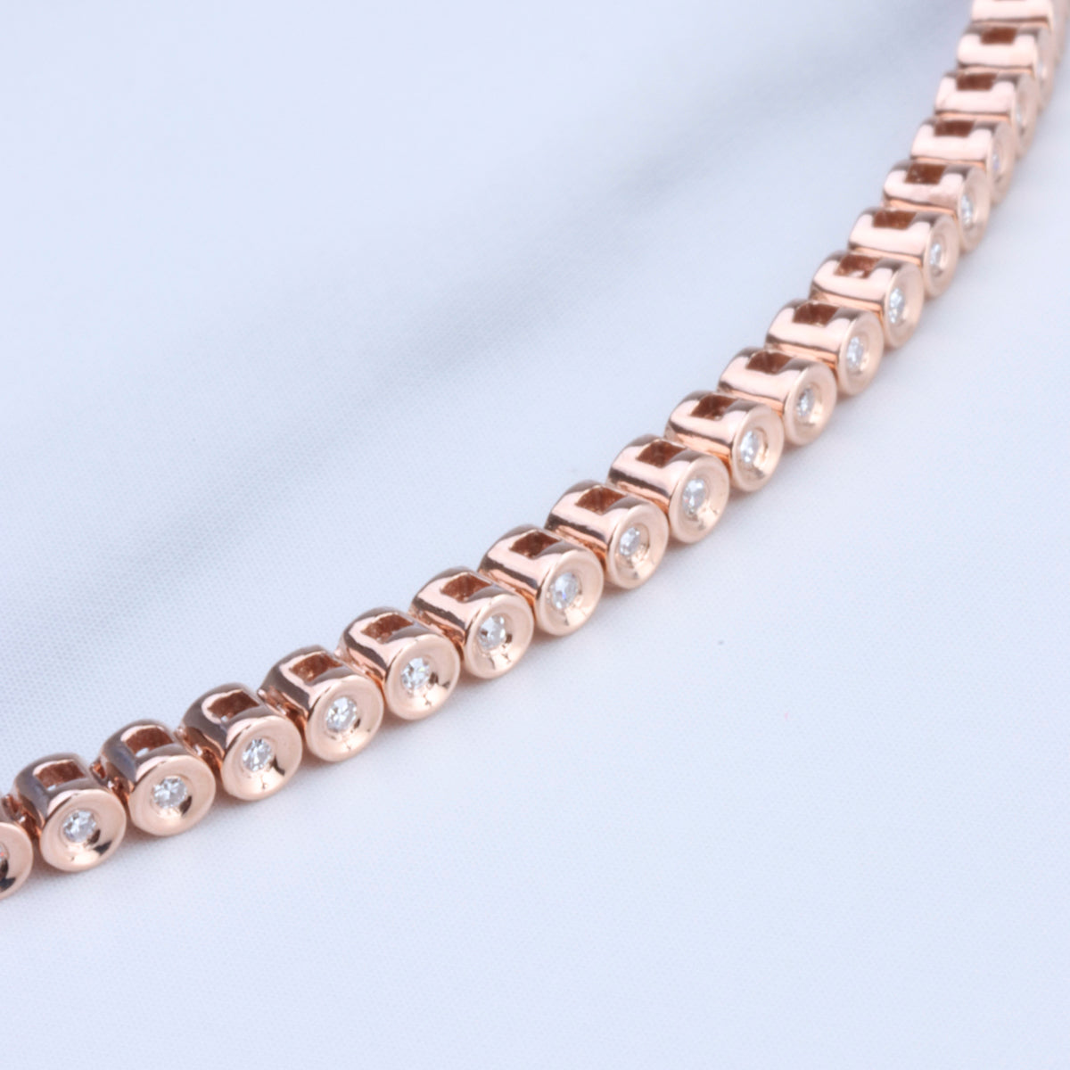 Dainty Round Bracelet