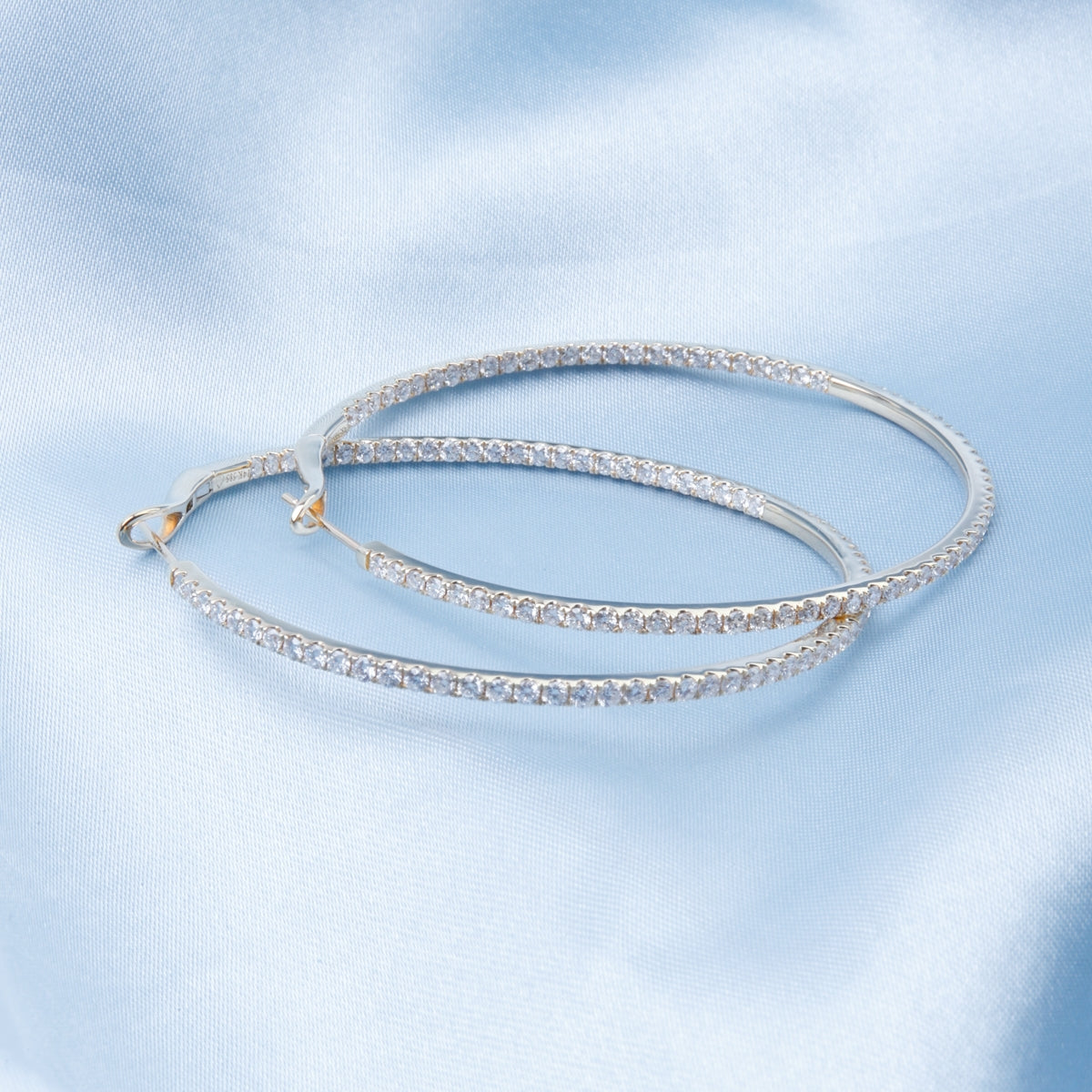 Inside-out Single Row Hoops