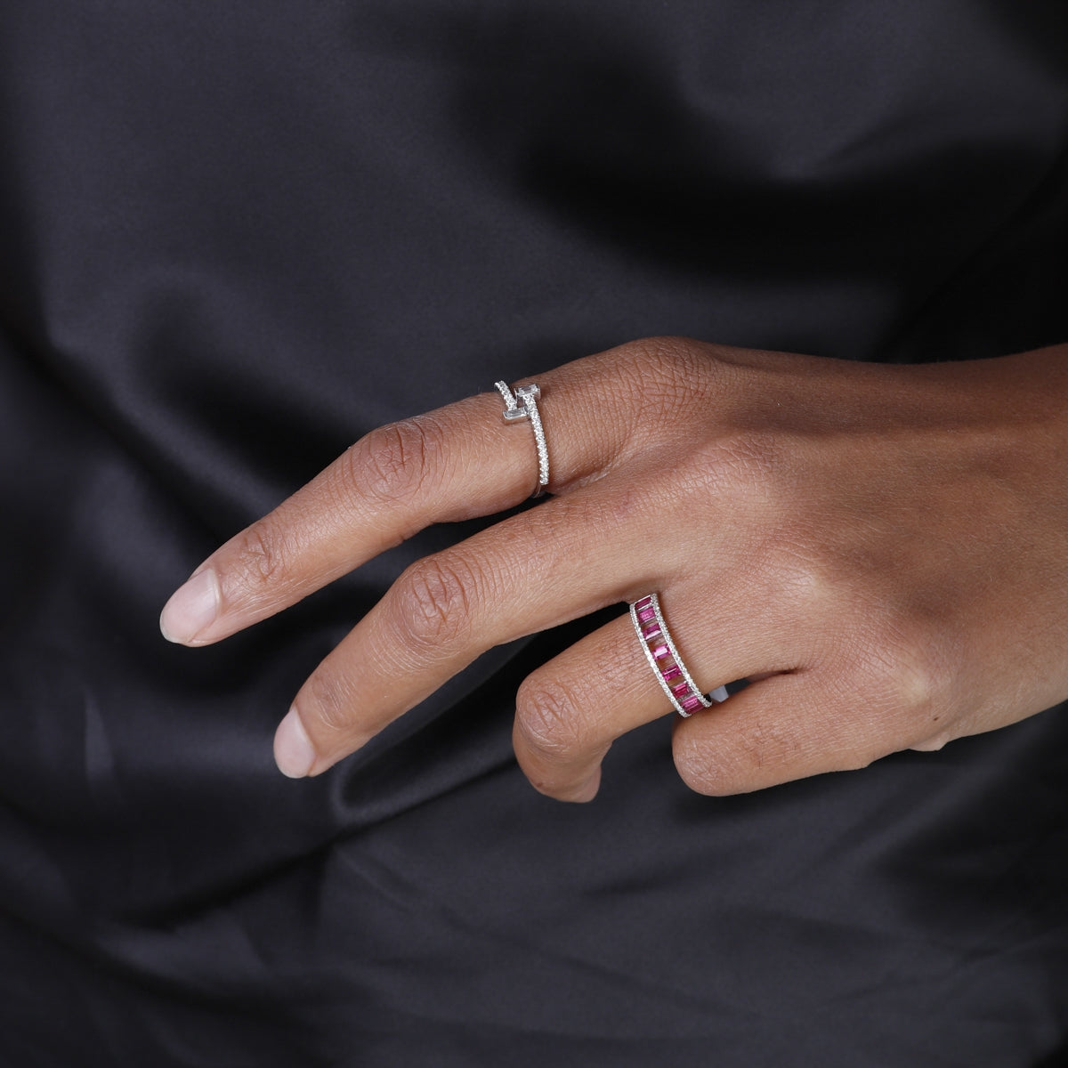 Pavé Split Bar Ring