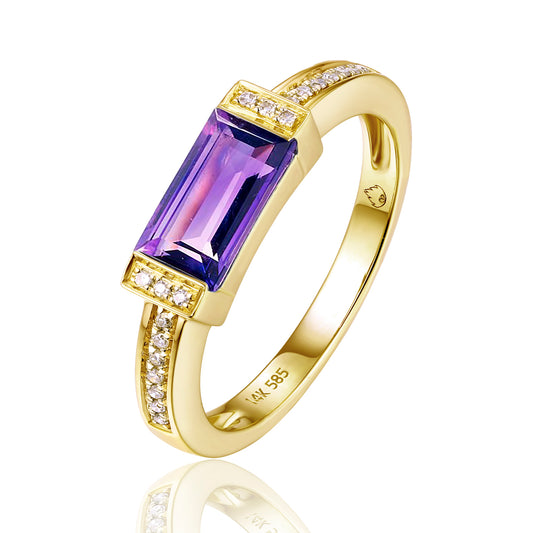 Chic and glamorous Art Deco Ring with a variety of gemstones. Intricate design and luxurious finish.