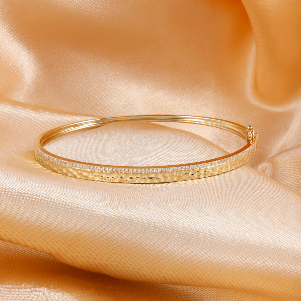 Everlasting Texture Bangle