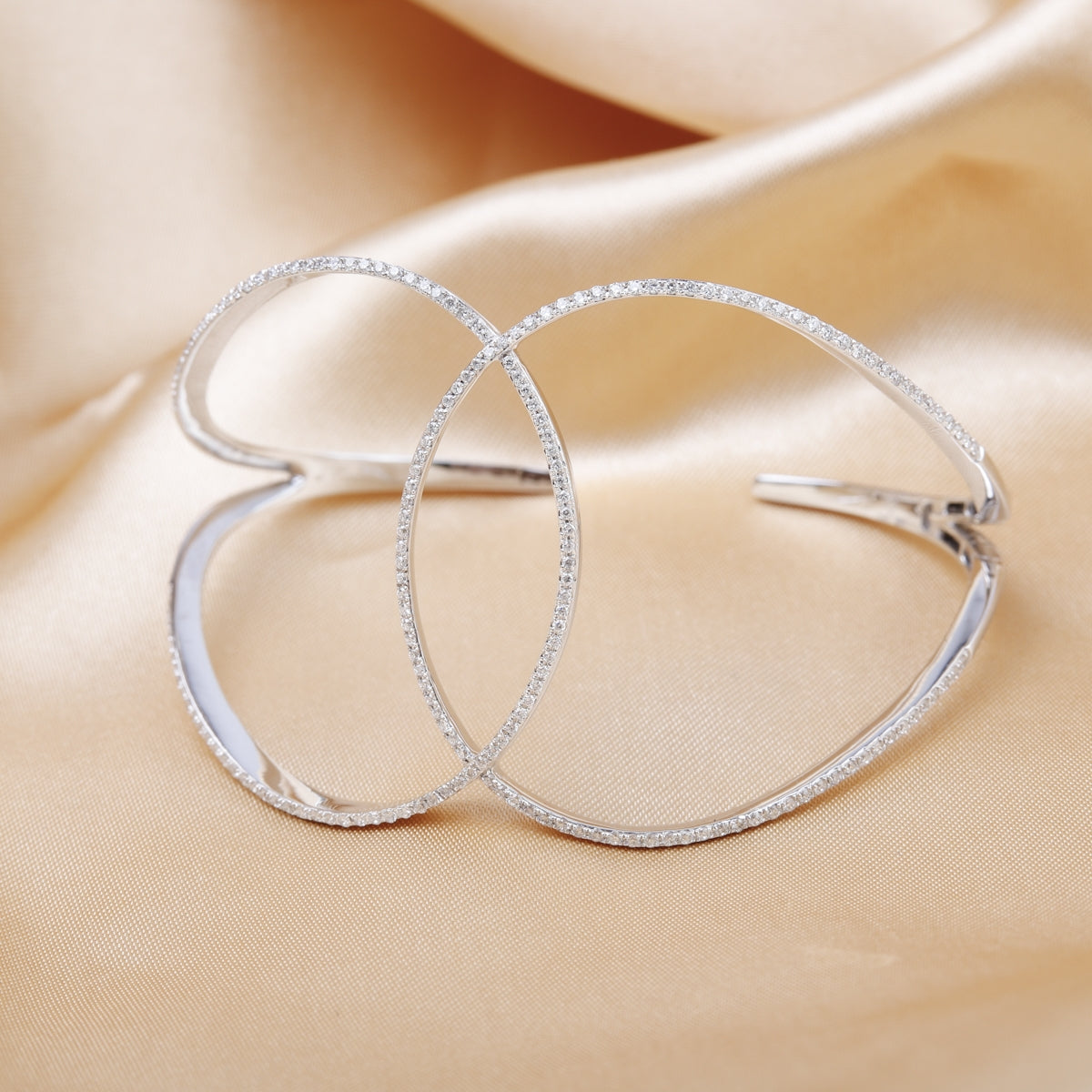 Interlocking Loop Bangle