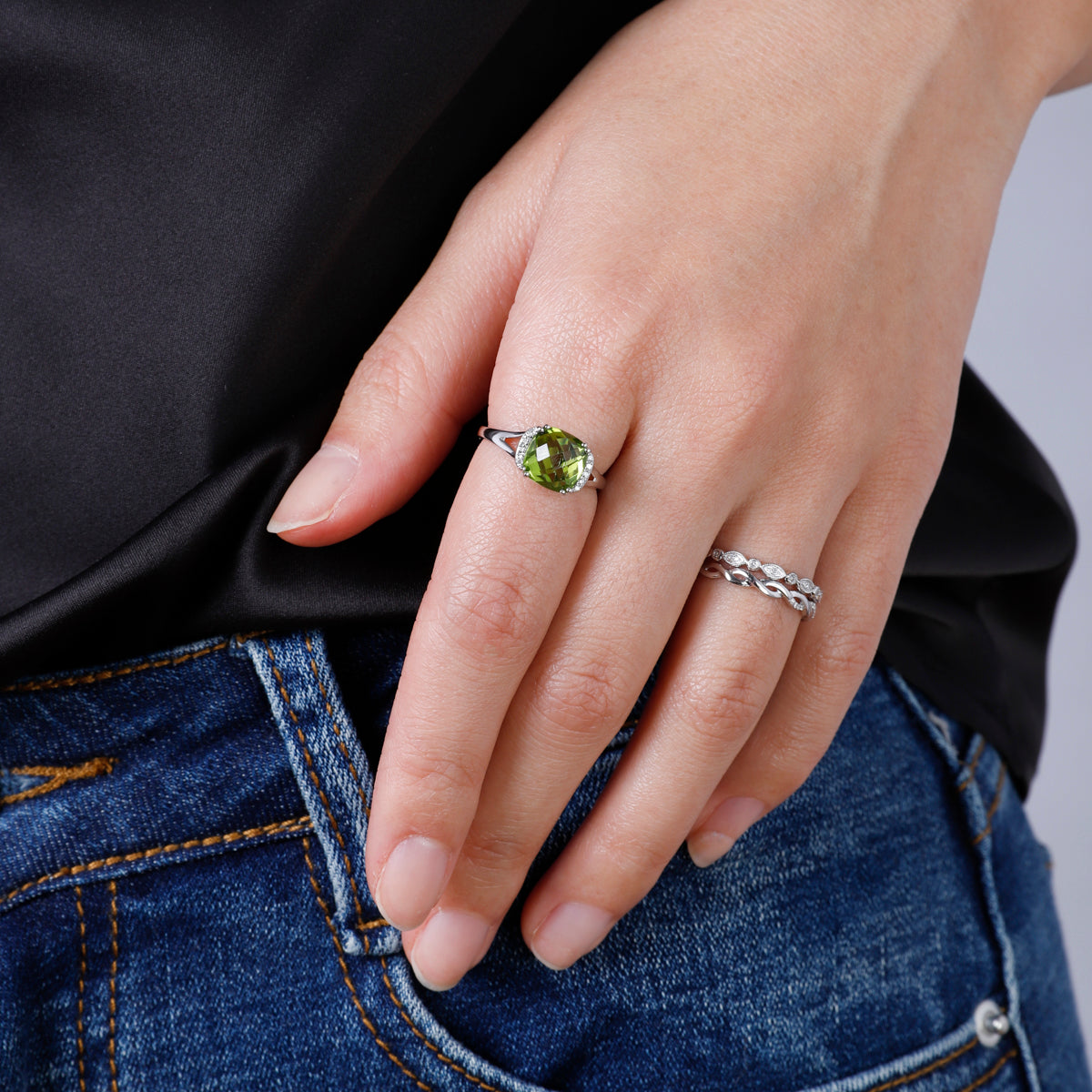 Dainty Semi-Halo Ring