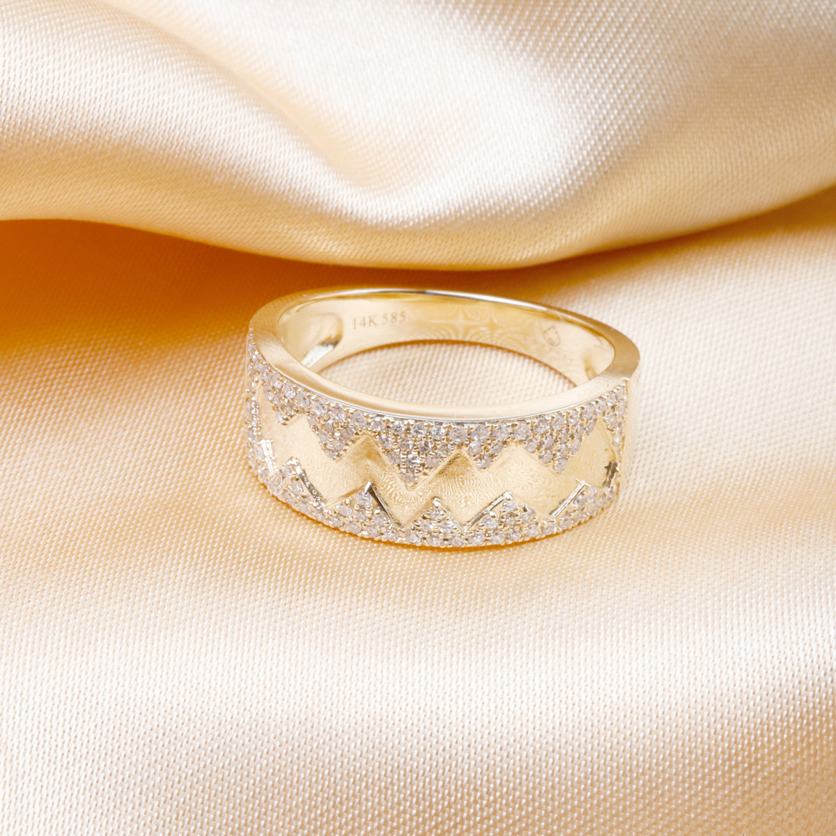 Statement ZigZag Diamond Ring