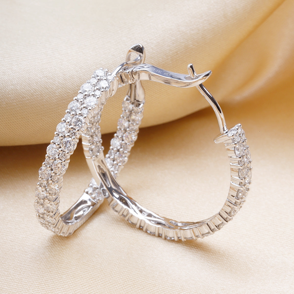 Double Row Prong  Set Hoops