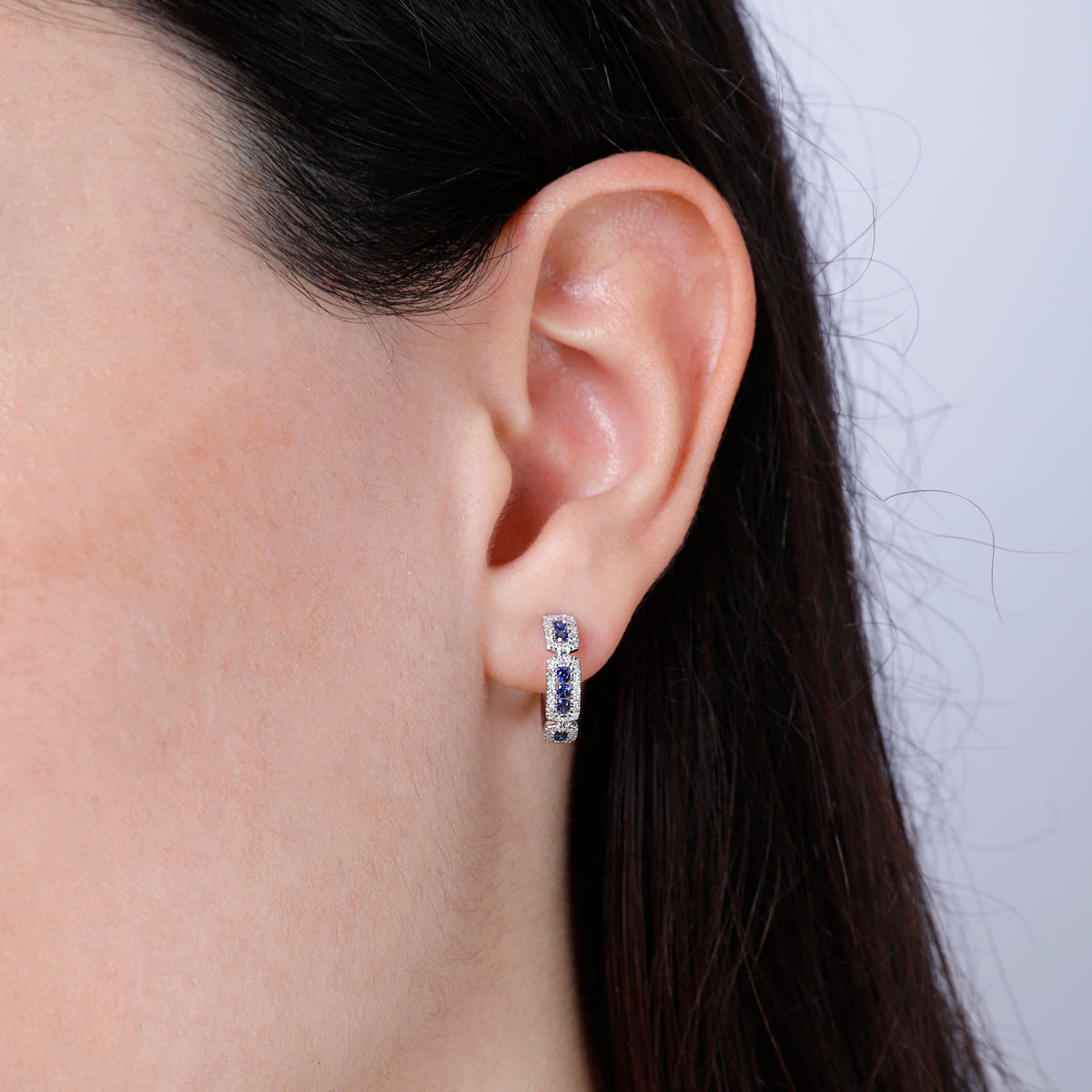 Art Deco hoops exude sophistication, with its intricate details and meticulous craftsmanship. 