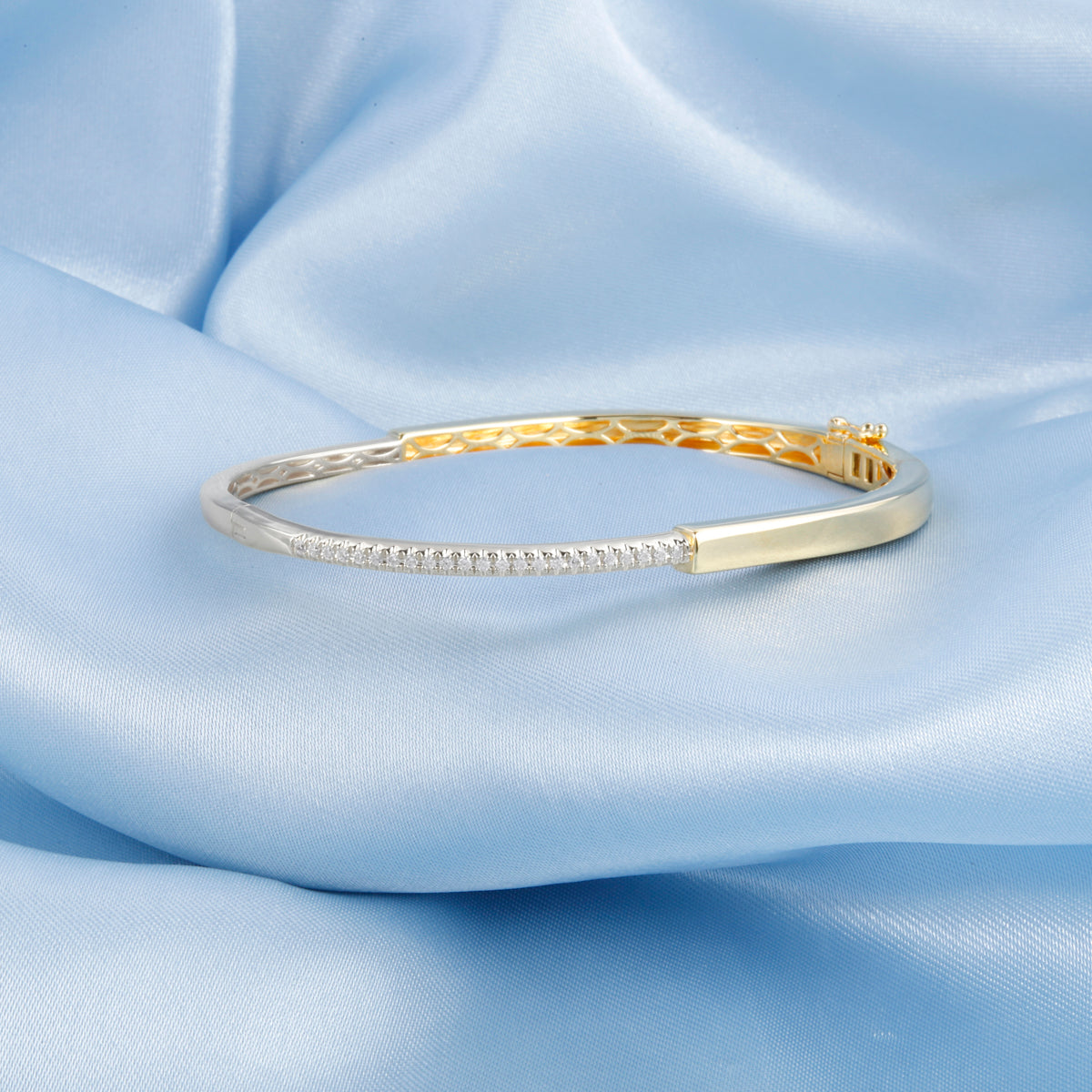 Handcuff Diamond Bangle