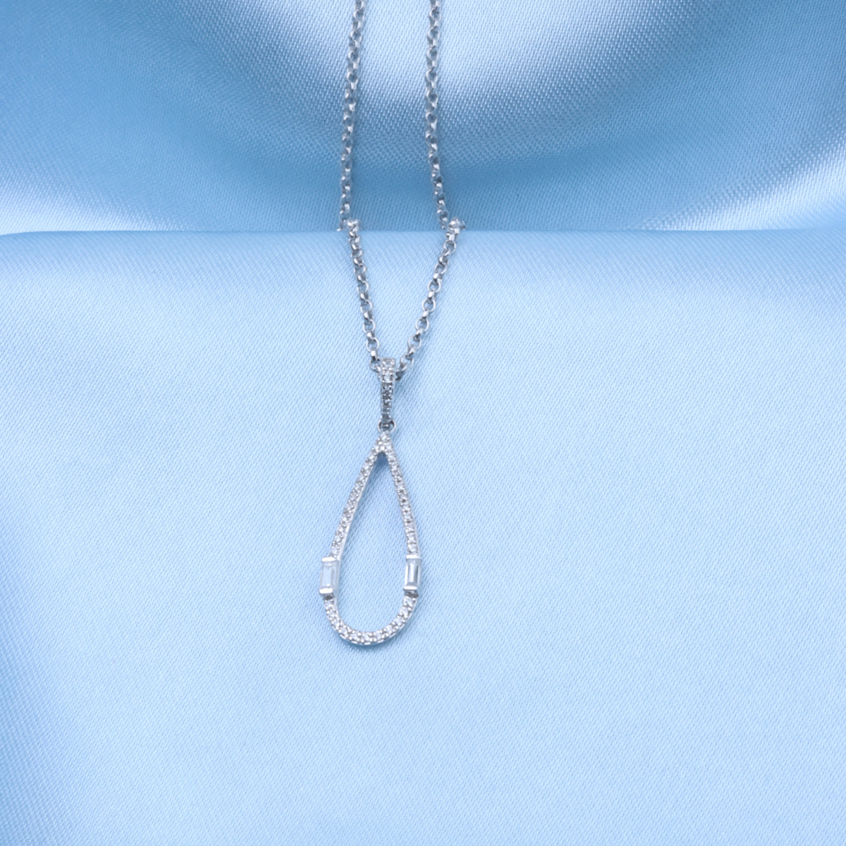 Teardrop Frame Diamond Necklace