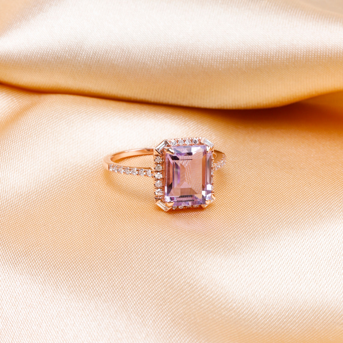 Minimal Halo Ring