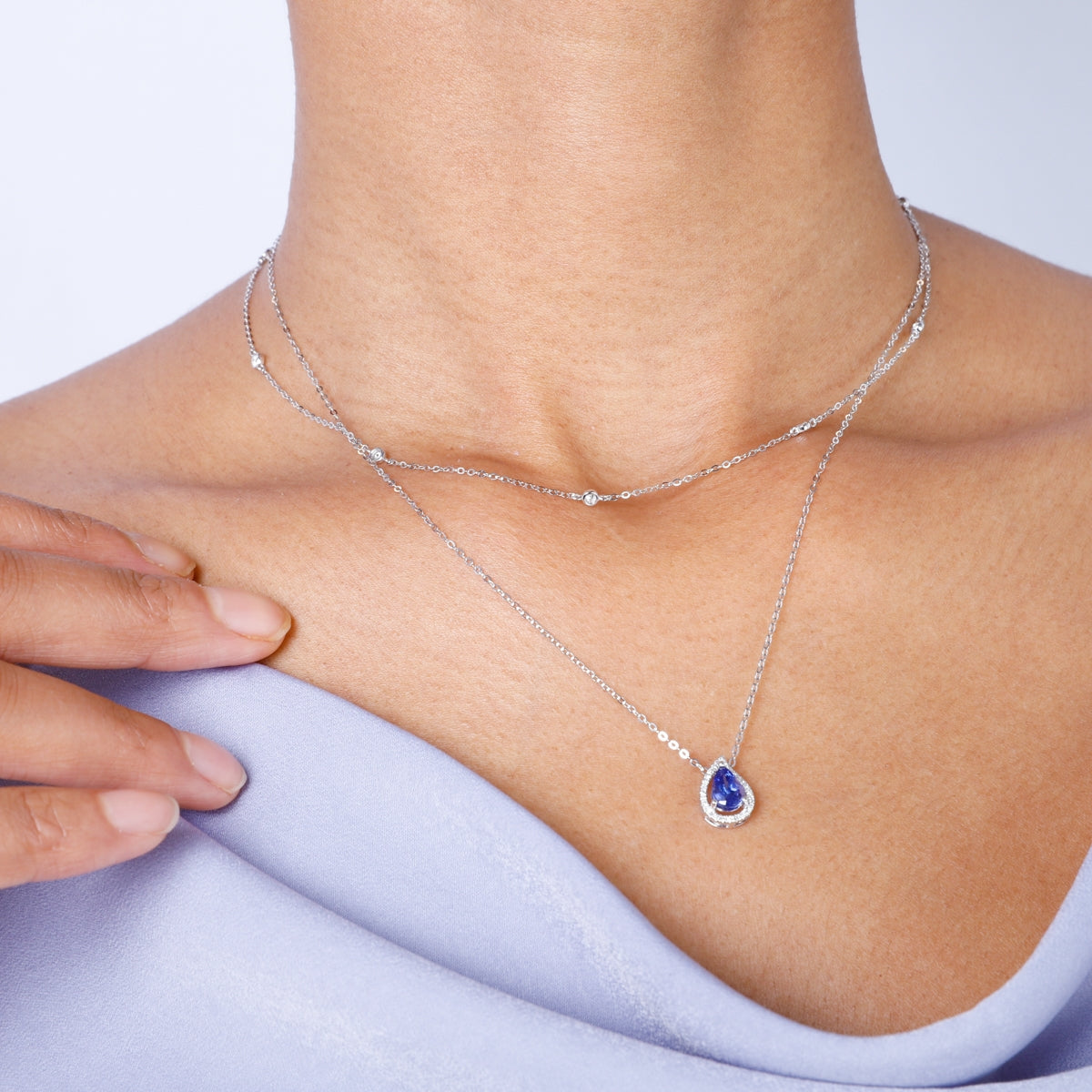 Beaded diamond made to adorn the neck of the most discerning wearer. Refined elegance in a necklace.