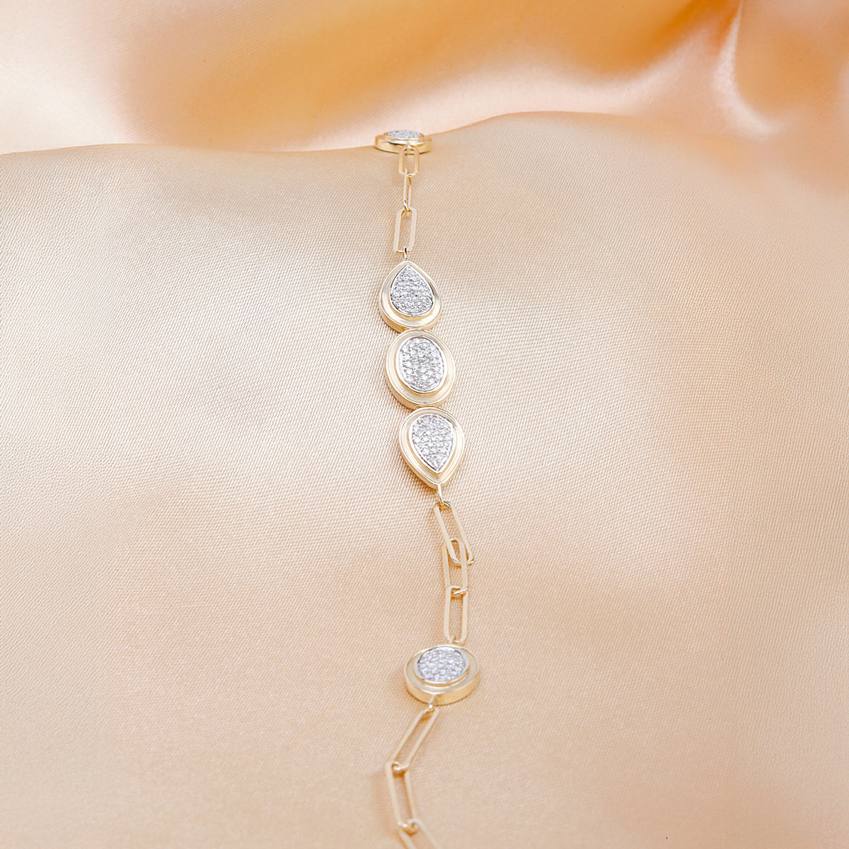 Teardrop Link Bracelet