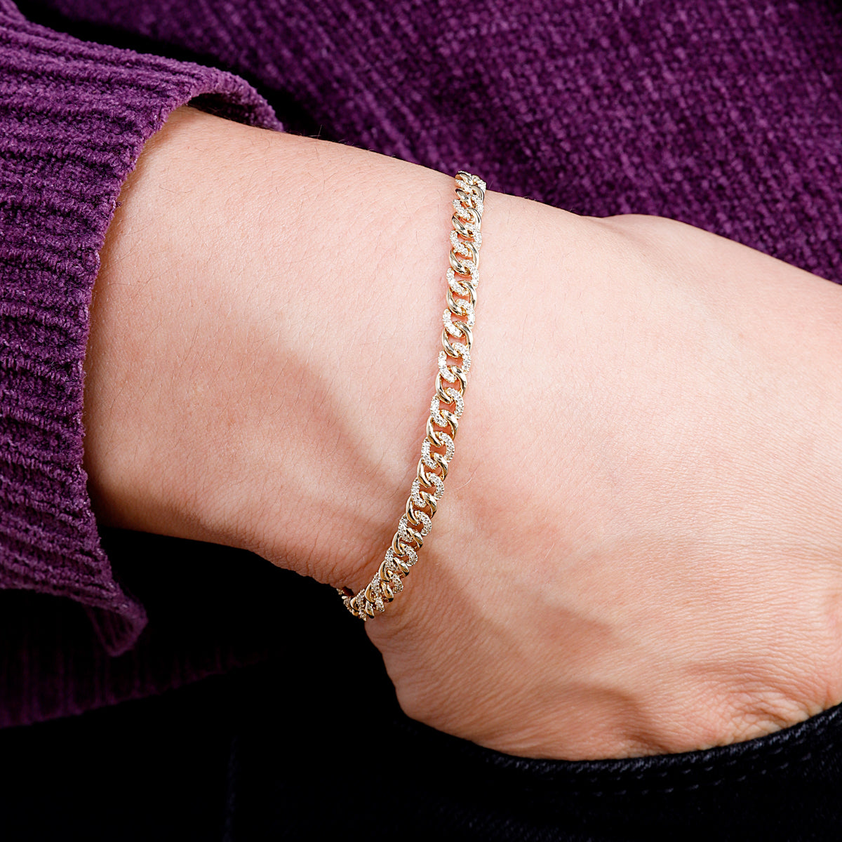 Delicate Chain Bracelet