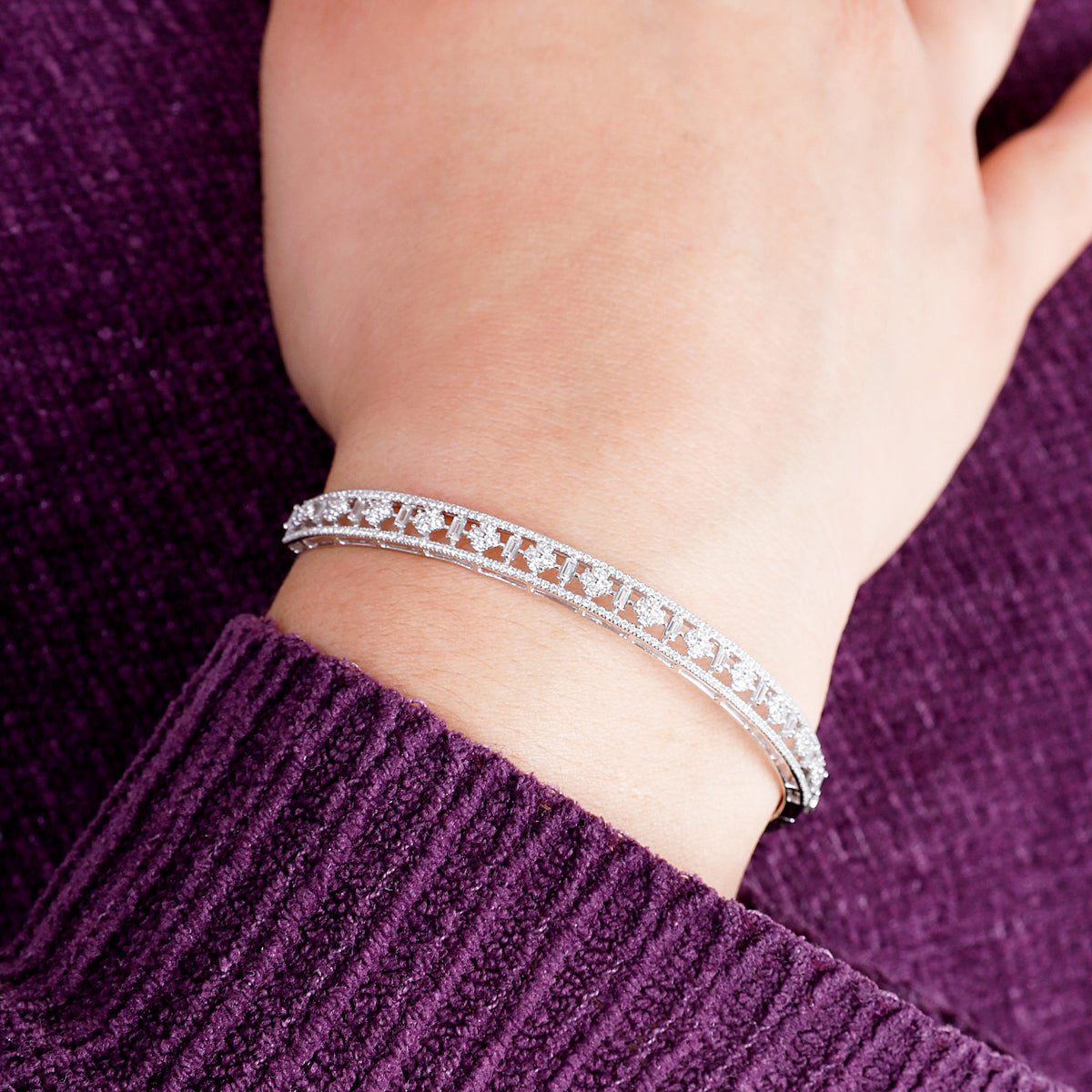 Clover & Baguette Bangle