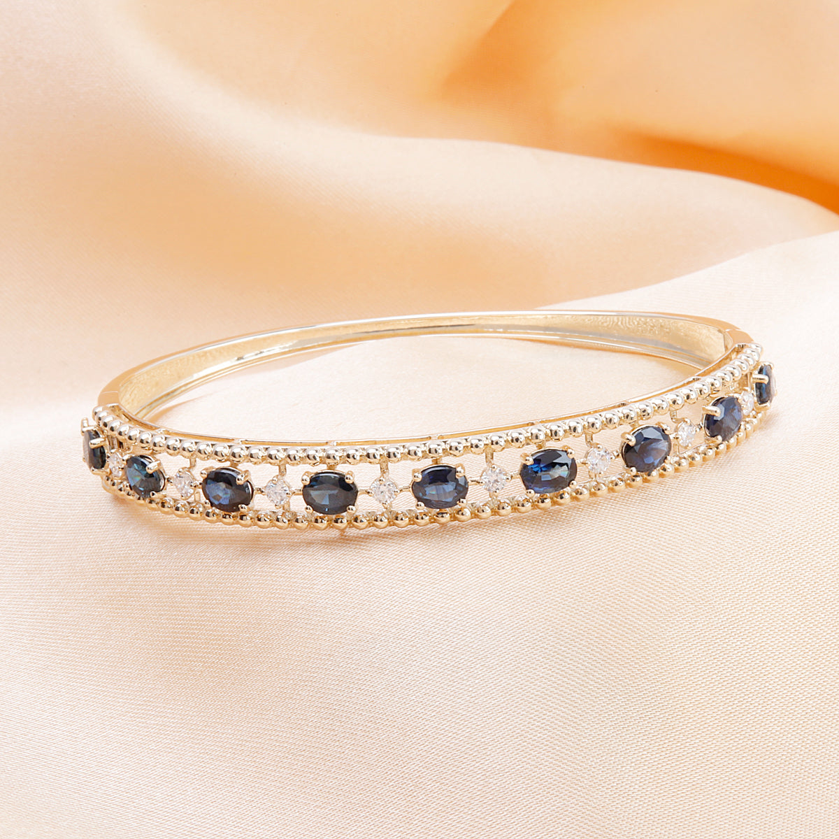 Elegant Oval Bangle