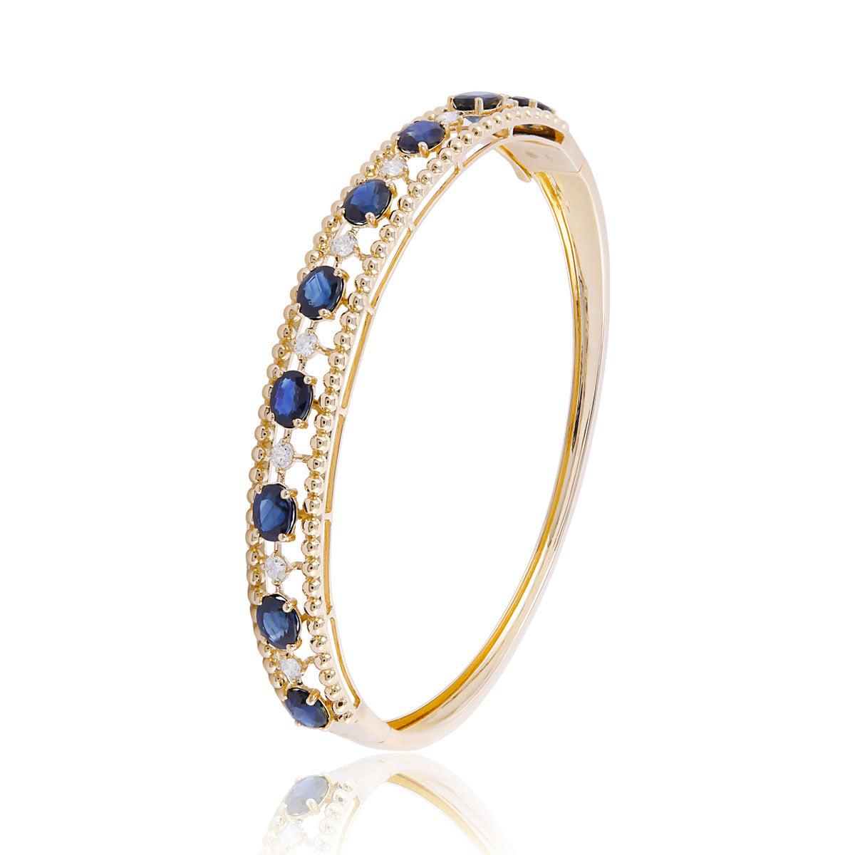 Elegant Oval Bangle