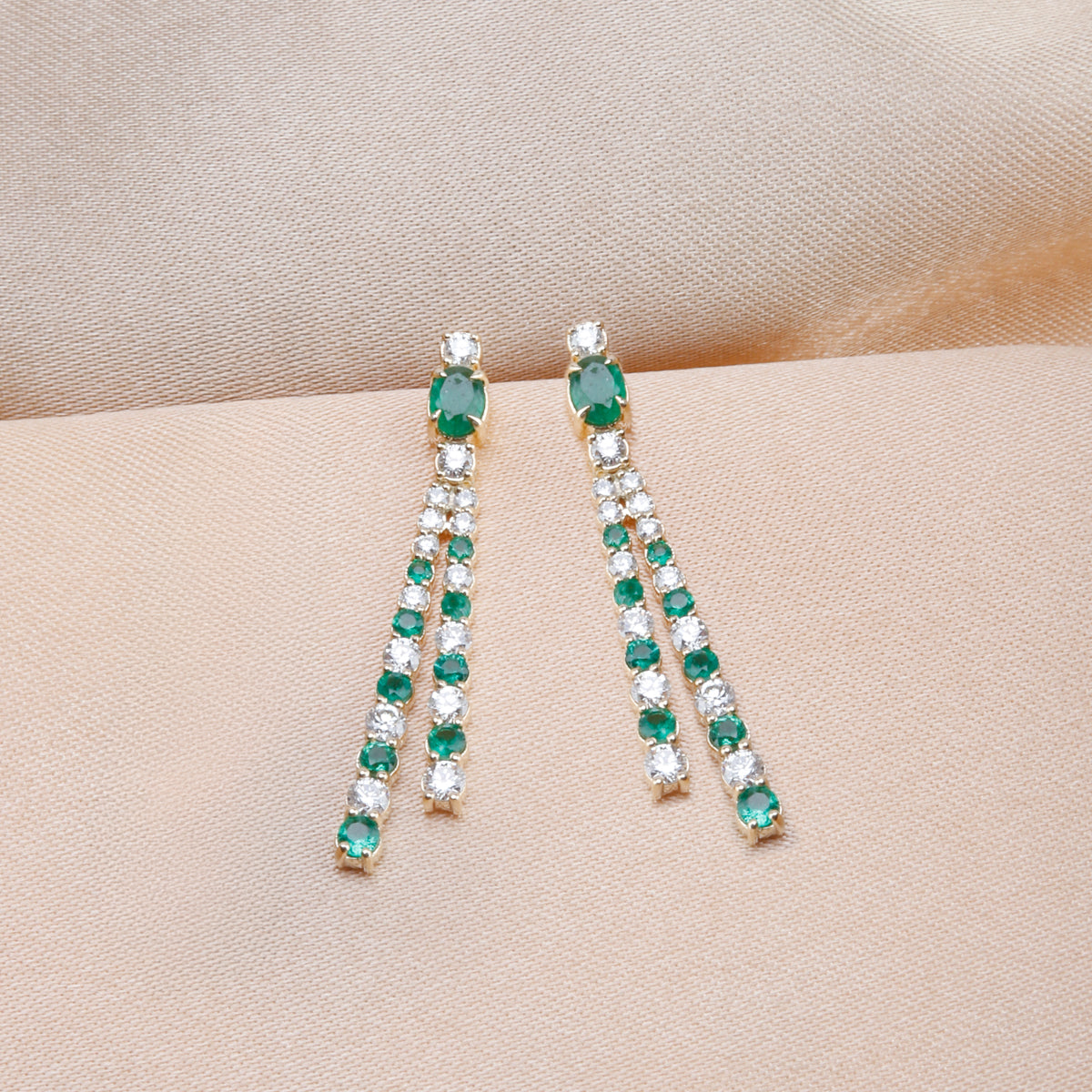 Two Bar Elegance Earring