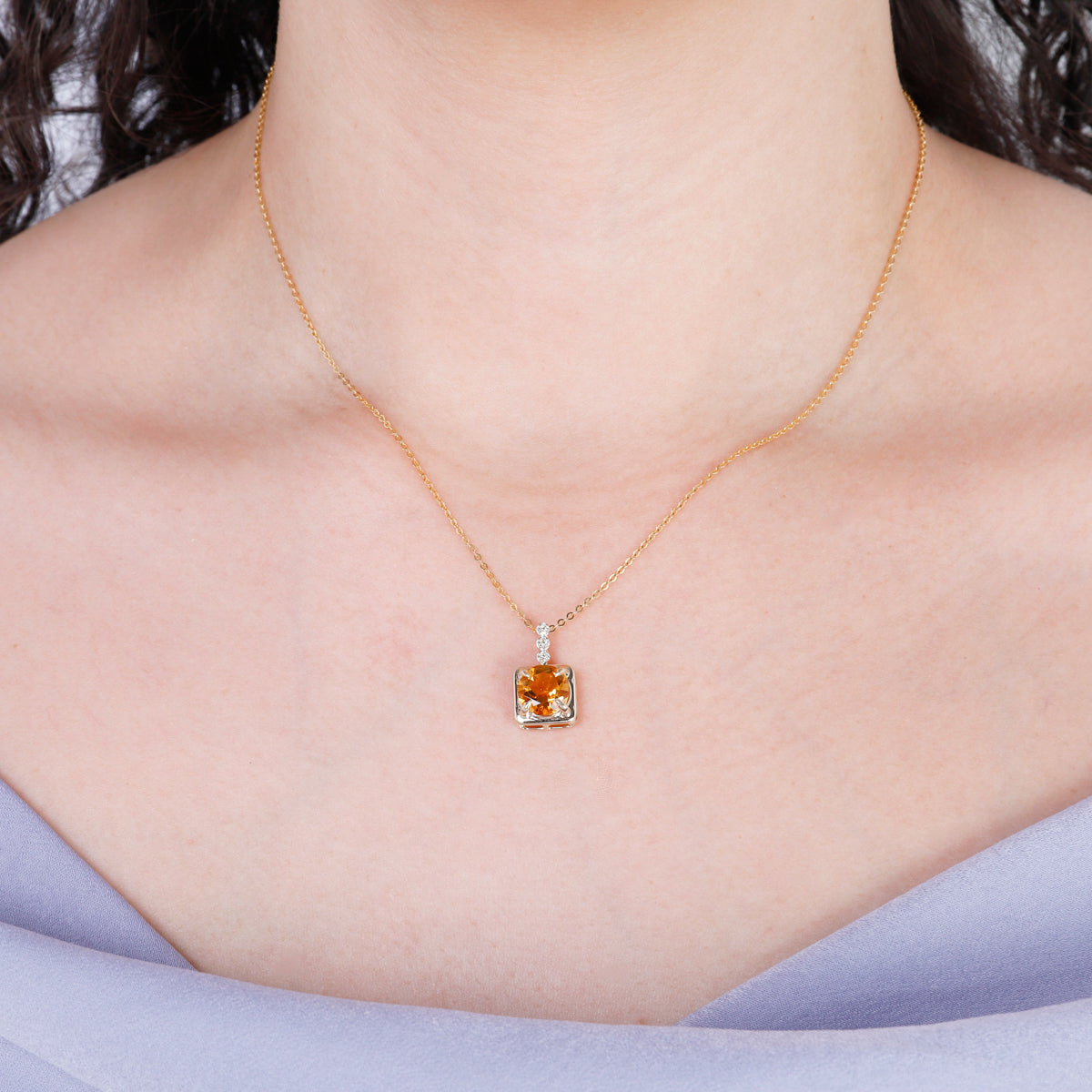 Golden Halo Round Gem Necklace
