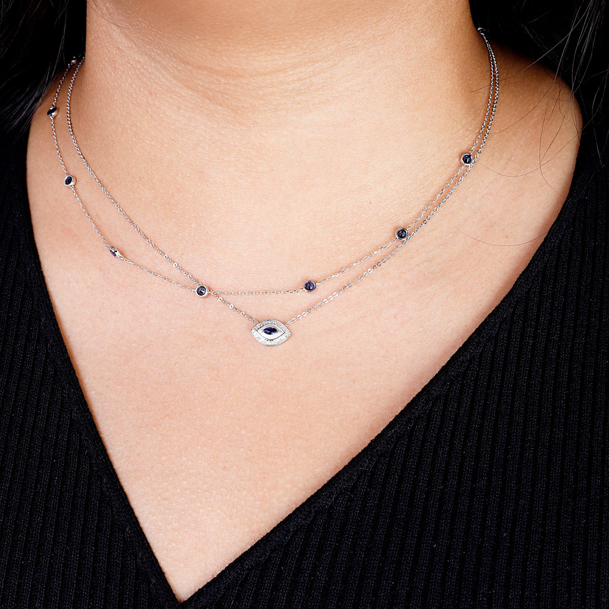 Marquise Gaze Necklace