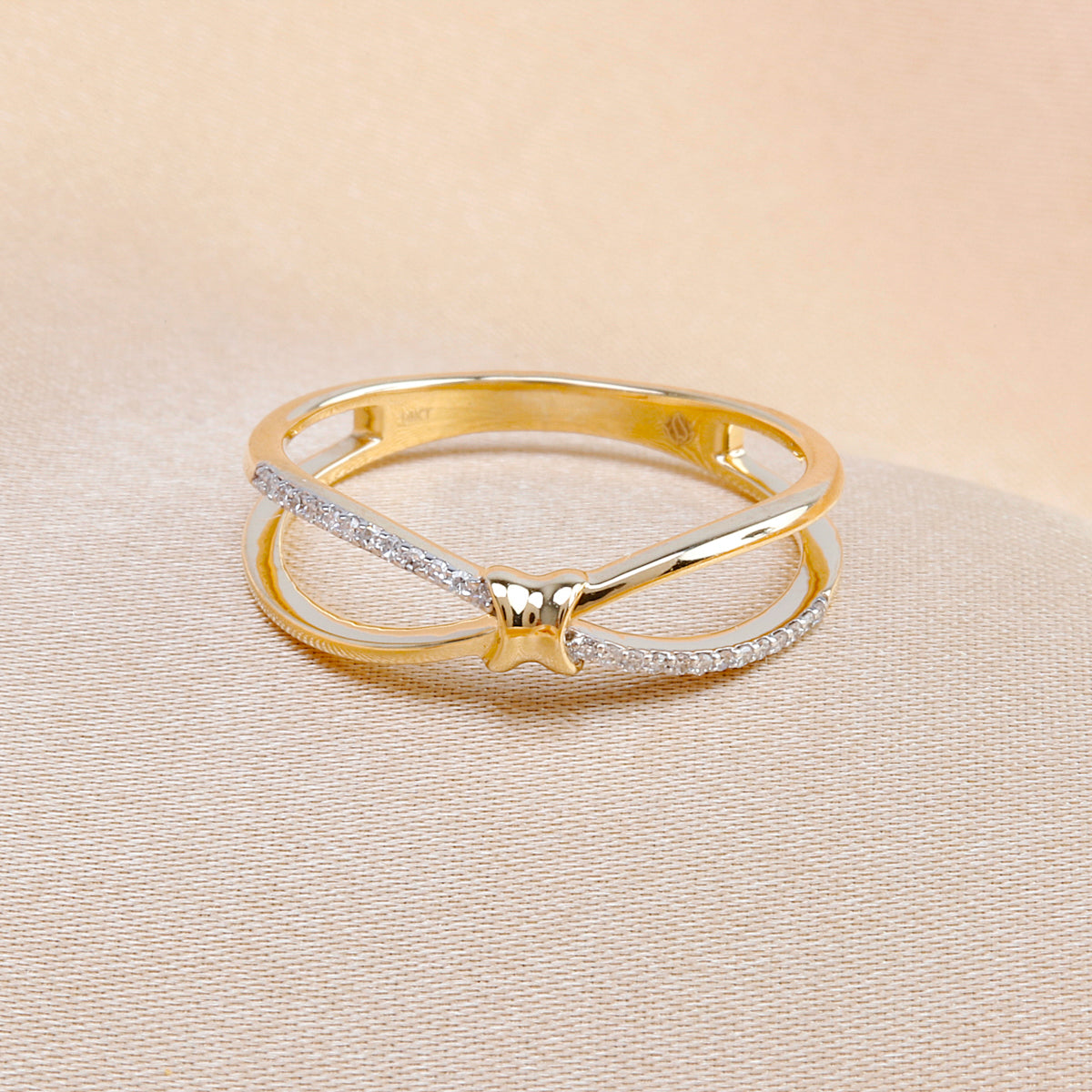 Knot Embrace Ring