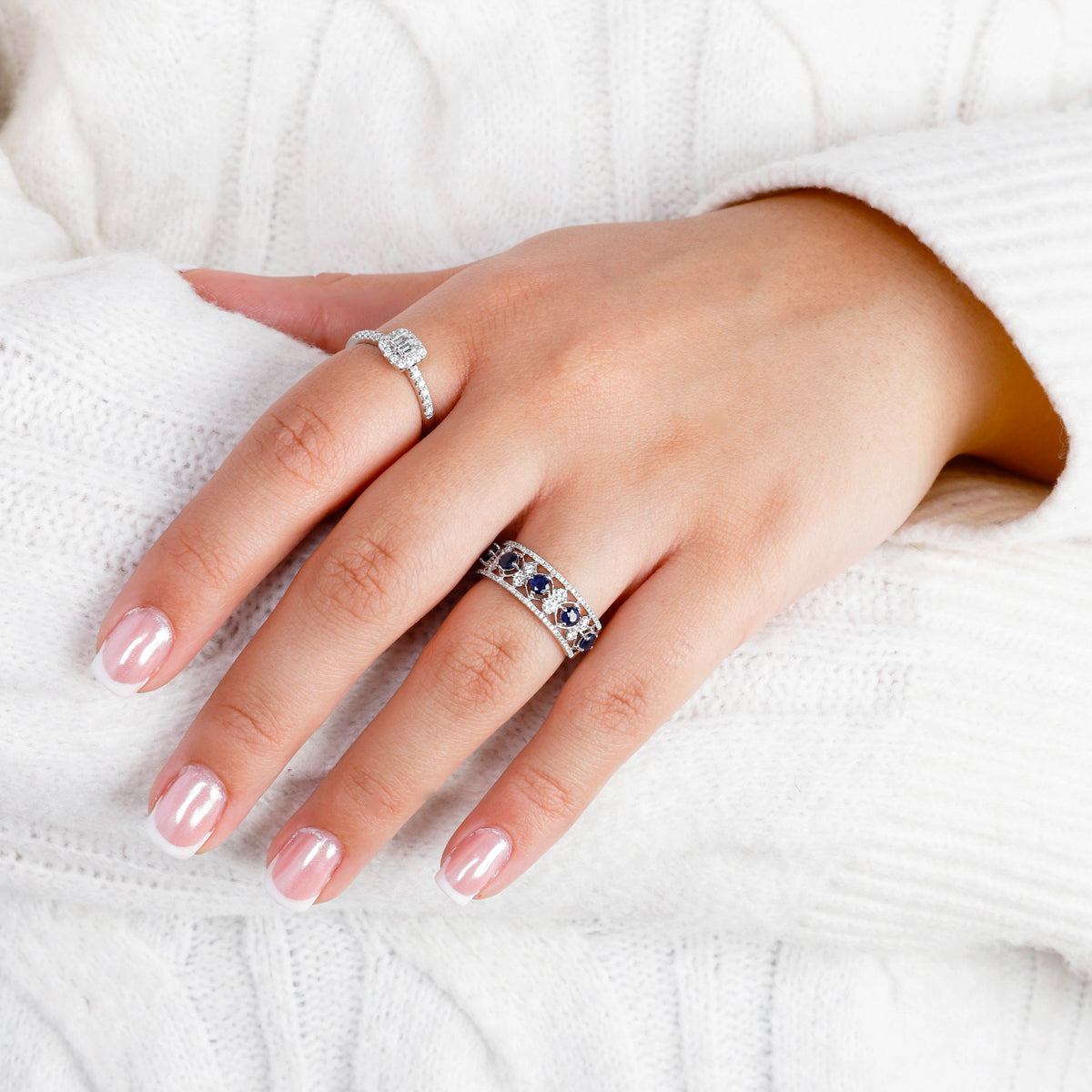 Round Precious Filigree Band