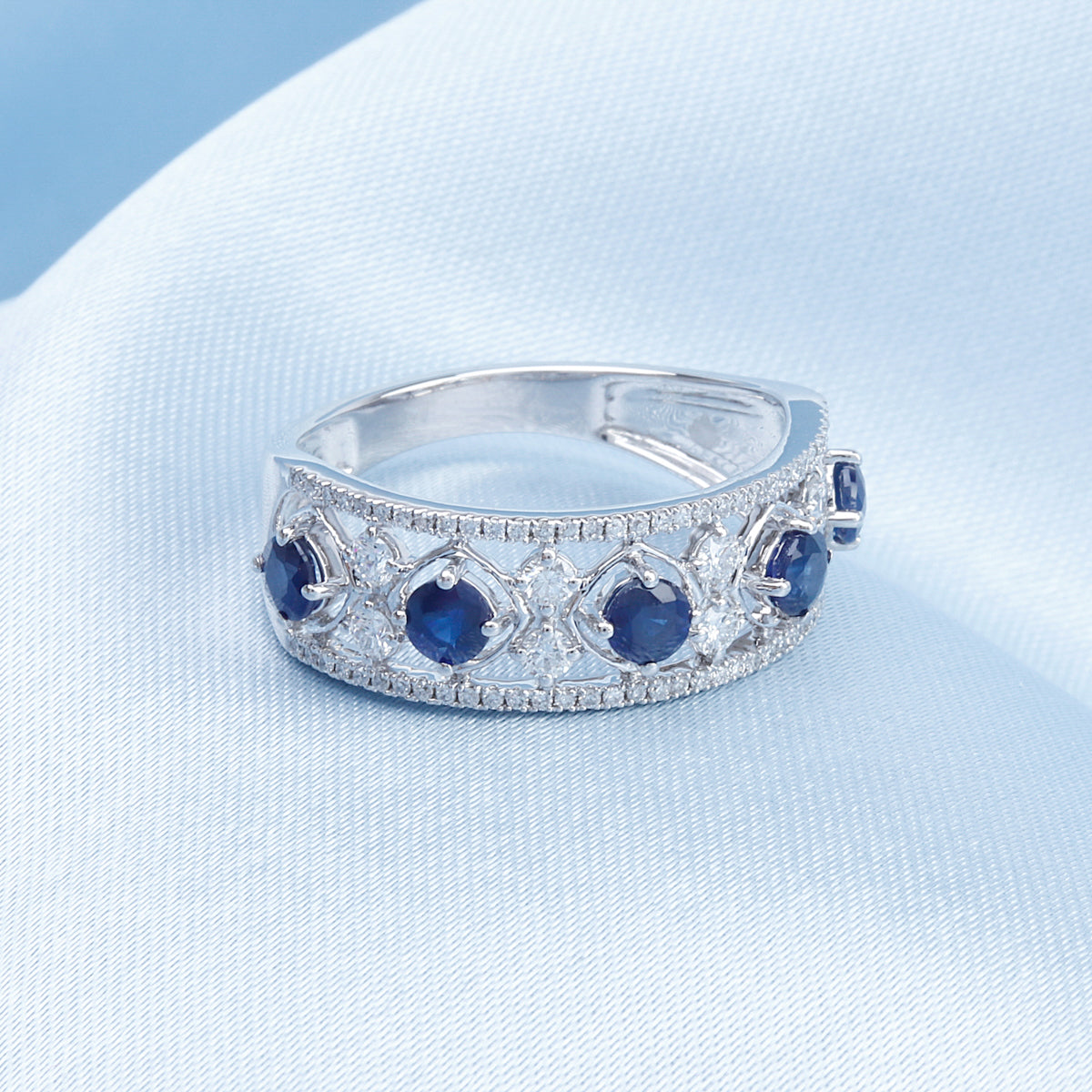 Round Precious Filigree Band