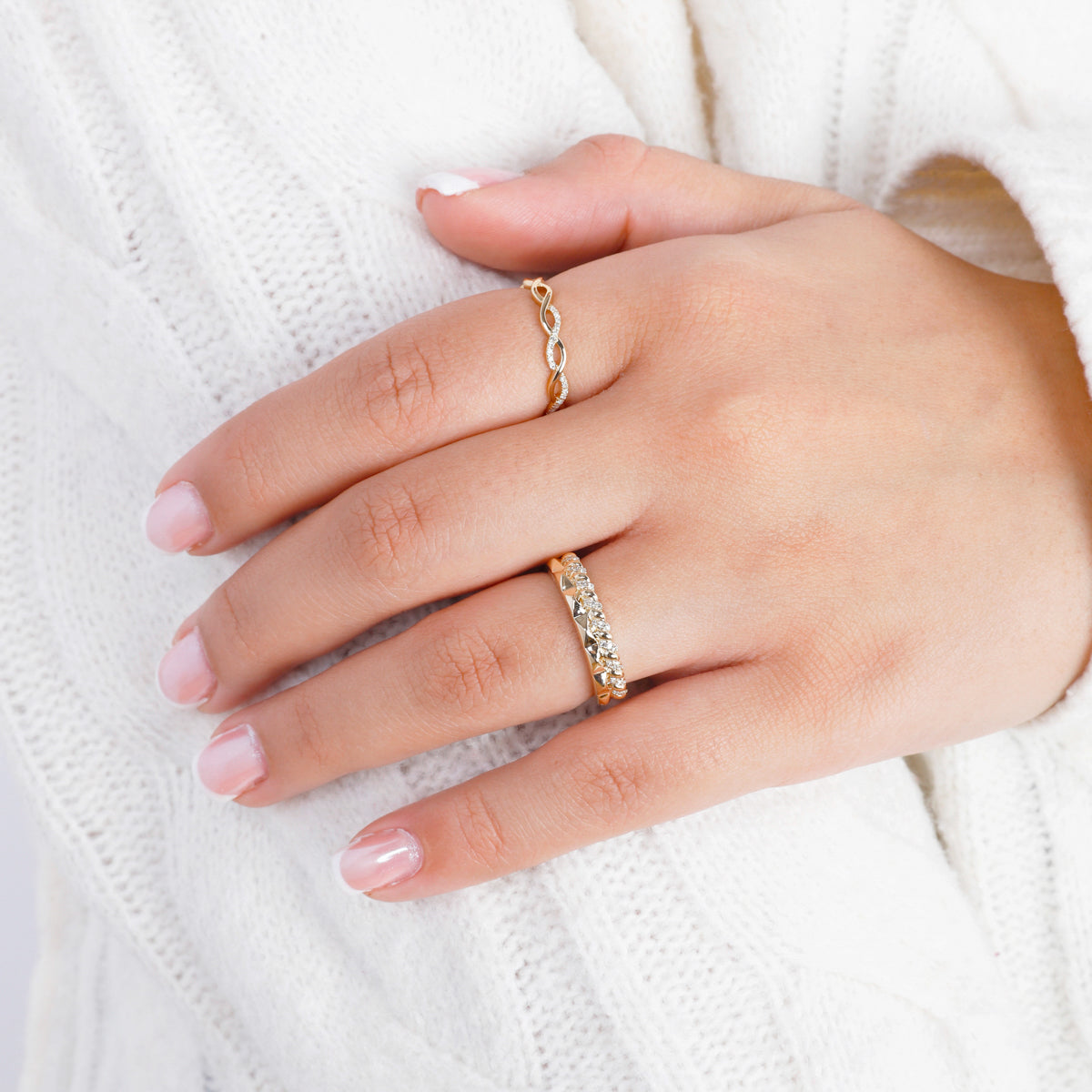 Modern Duality Ring