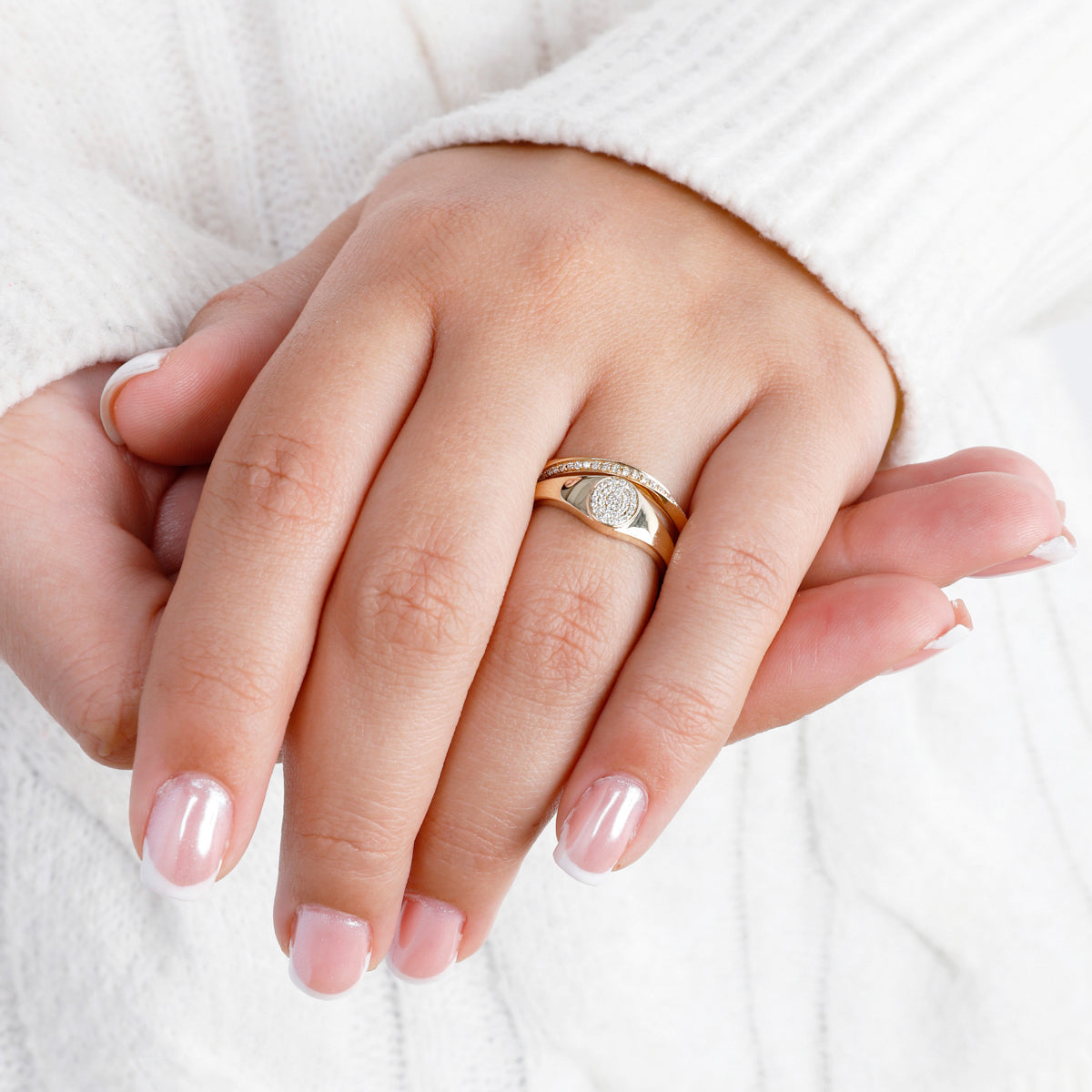 Ovalis Signet Pave Ring