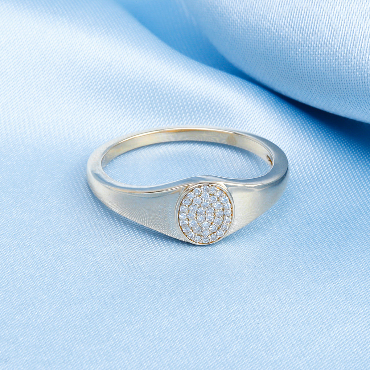 Ovalis Signet Pave Ring