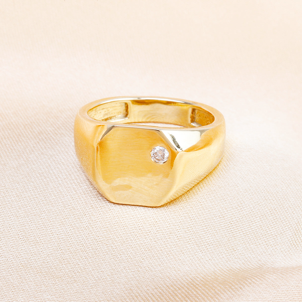 Statement Signet Speckle Ring