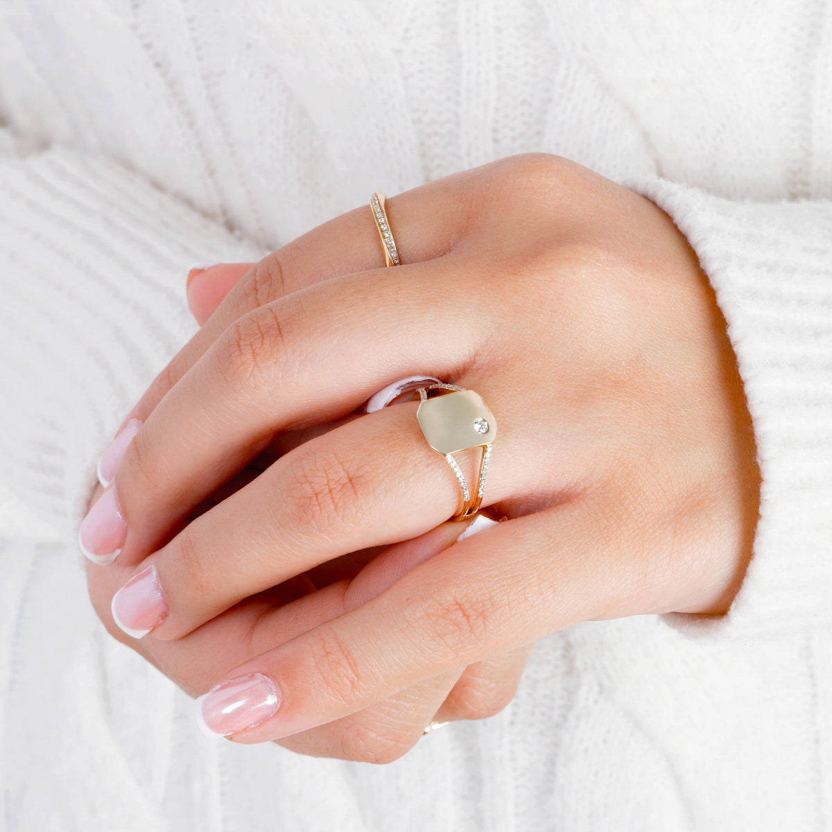 Speckle Split-Shank Ring