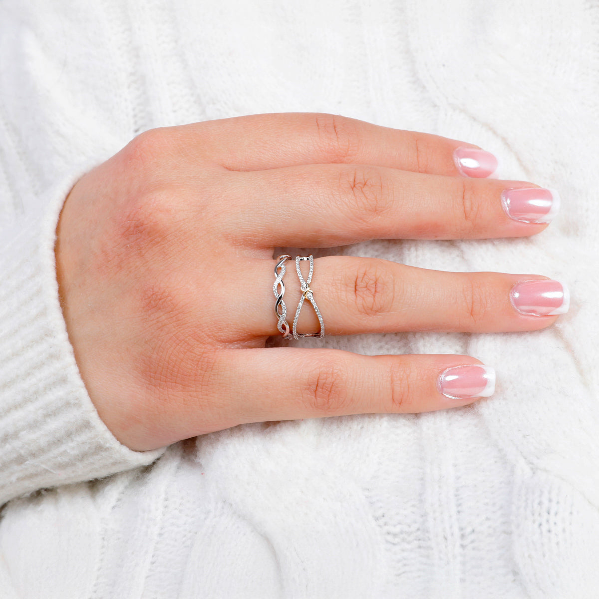 X Embrace Ring