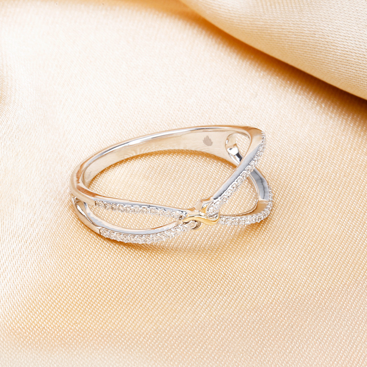 X Embrace Ring