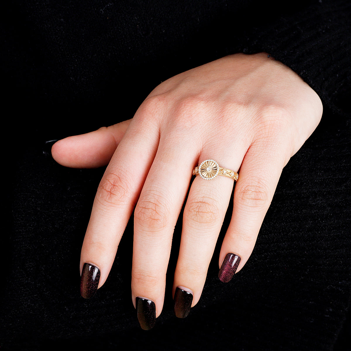 Vintage Medallion Ring