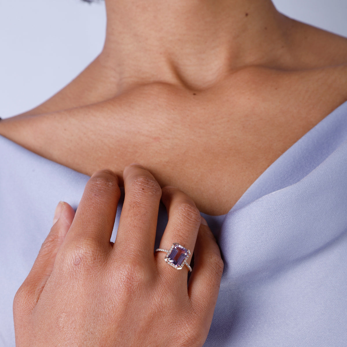 Minimal Halo Ring