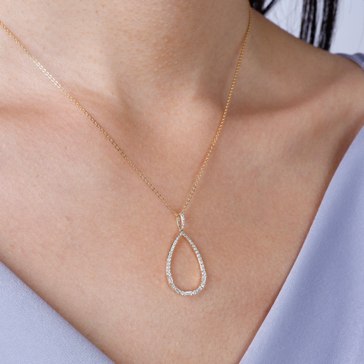 Teardrop Frame Necklace