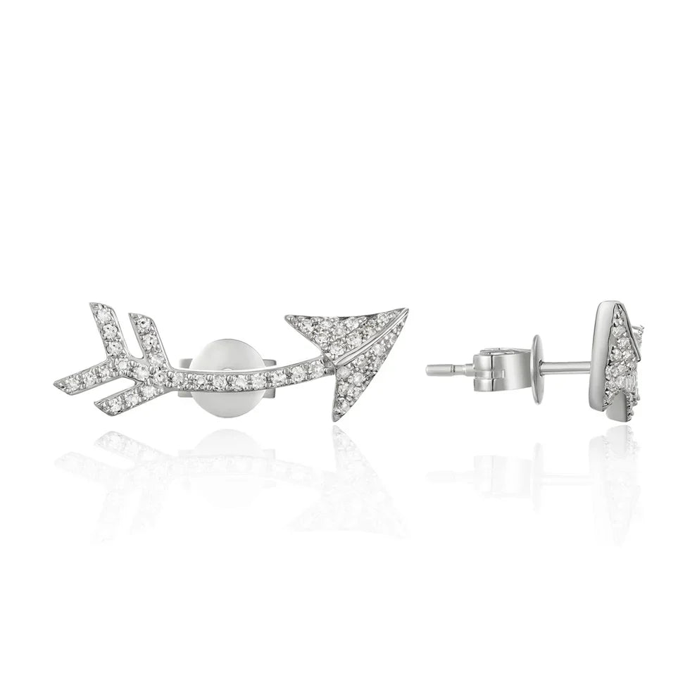 Stud Arrow Earrings are crafted with precision and style. Add a touch of sophistication.