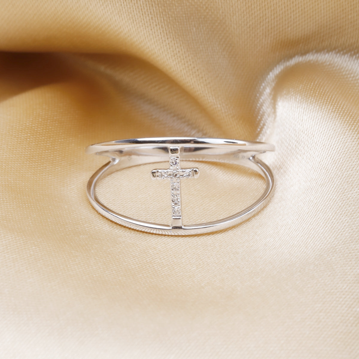 Cross Cage Diamond Ring