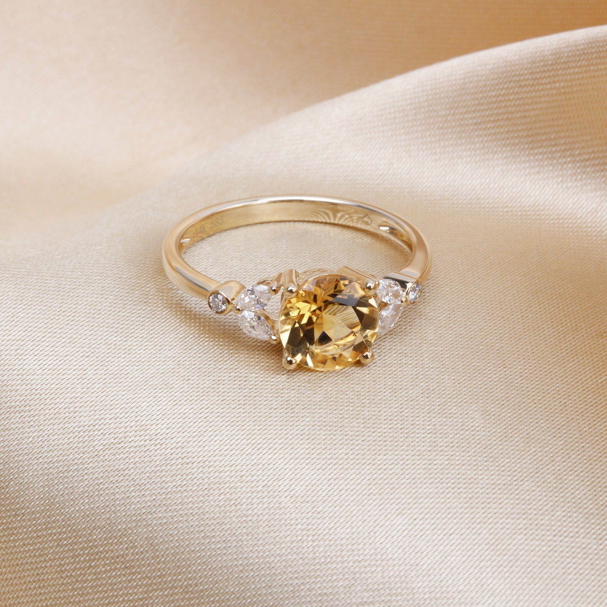 Floral Round Ring